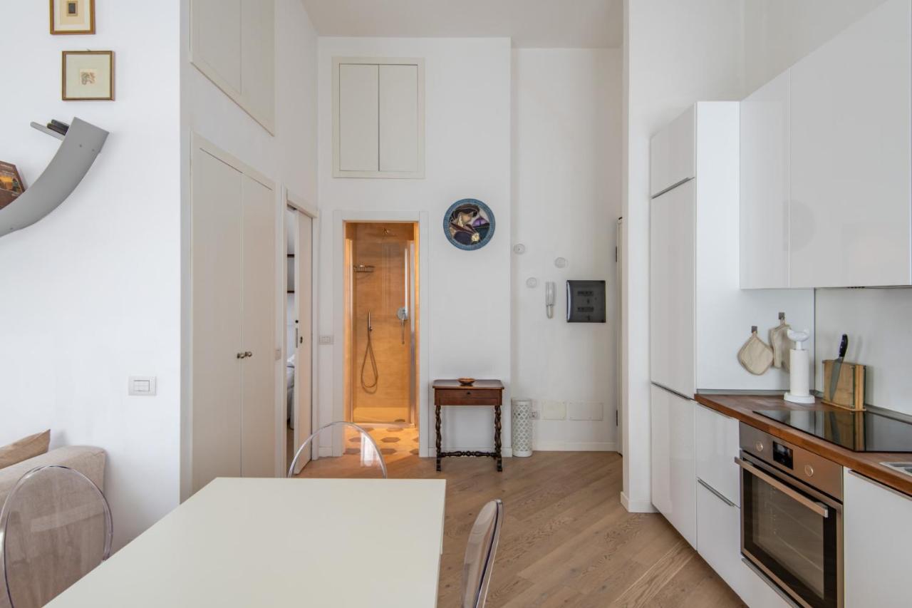 Easylife - Coccole E Comfort - Bilocale Caldo Ed Accogliente A Due Passi Dai Navigli E Metro Verde Milão Exterior foto