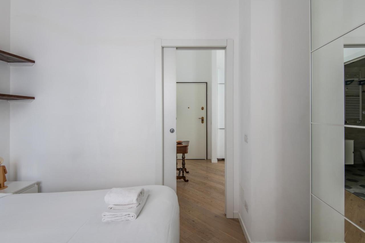 Easylife - Coccole E Comfort - Bilocale Caldo Ed Accogliente A Due Passi Dai Navigli E Metro Verde Milão Exterior foto
